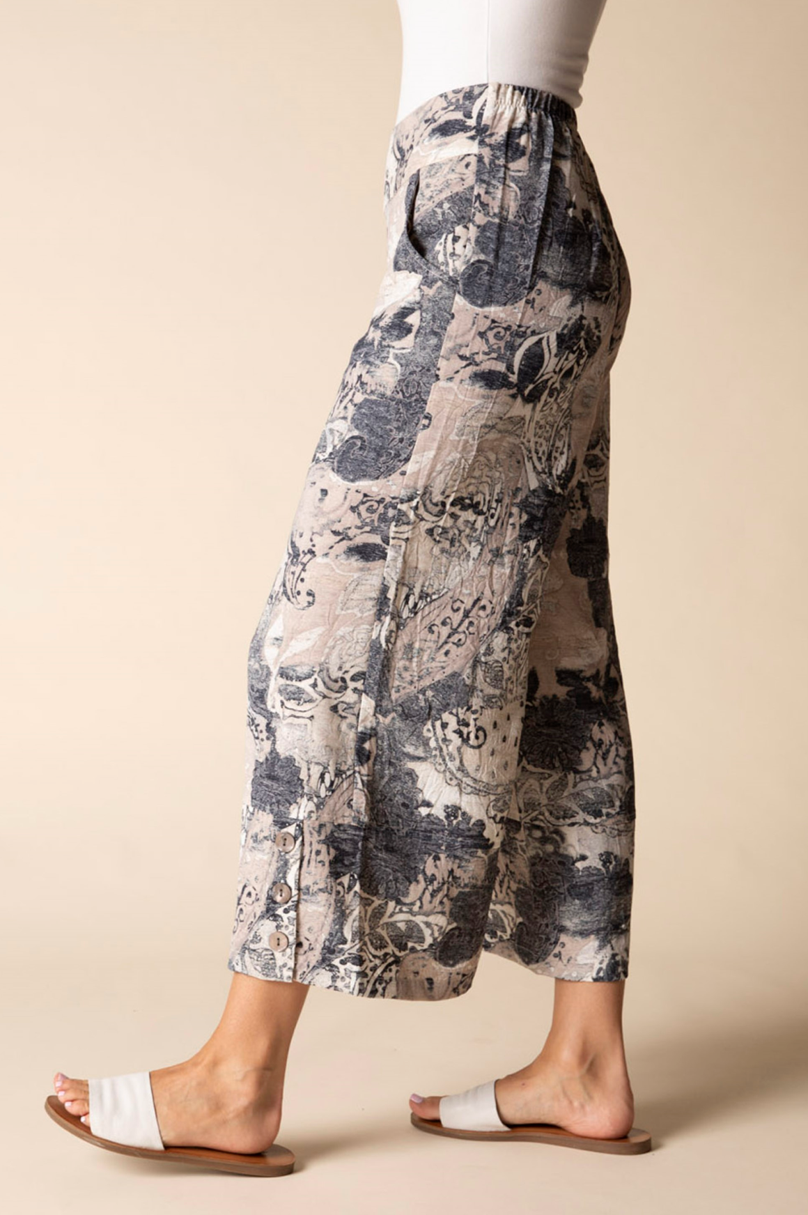 Habitat Destination Unknown Medley Crop Pant - 34978 - WILLOW
