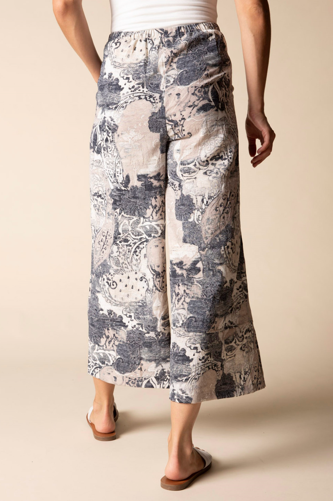 Habitat Destination Unknown Medley Crop Pant - 34978 - WILLOW