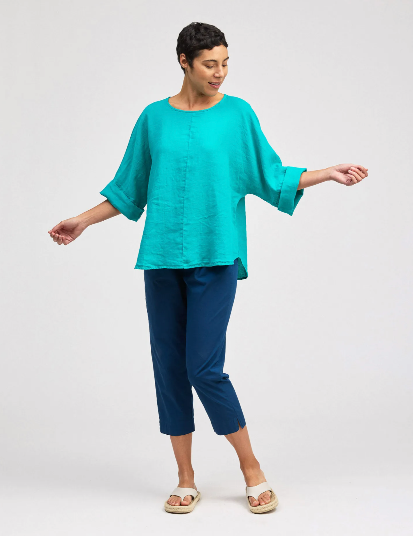 CUT LOOSE Organic Poplin Tapered Crop Pant - 1992846