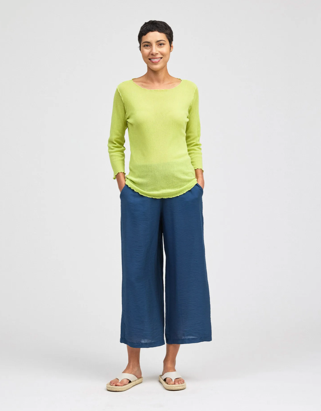 CUT LOOSE Tulle 3/4 Sleeve Pearl Edge Tee - 1387922