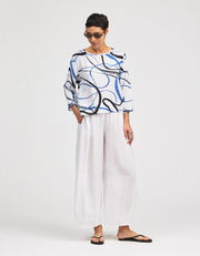 CUT LOOSE Black/Blue Swirl 3/4 Split Back Top - 6527965