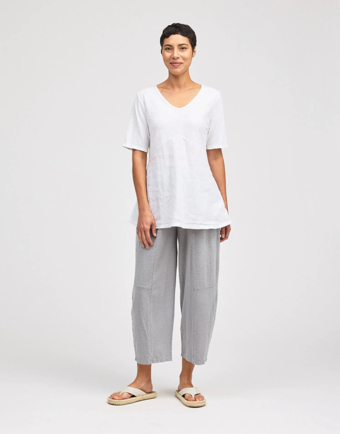 CUT LOOSE Linen Combo V-Neck Elbow Sleeve Top - 5706721