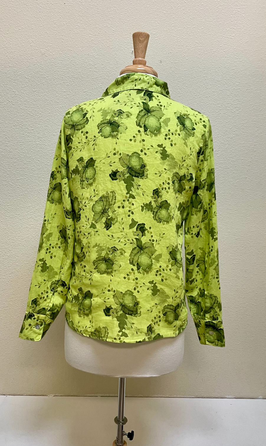 CUT LOOSE Leoni Floral Print Fitted Shirt - 4707649