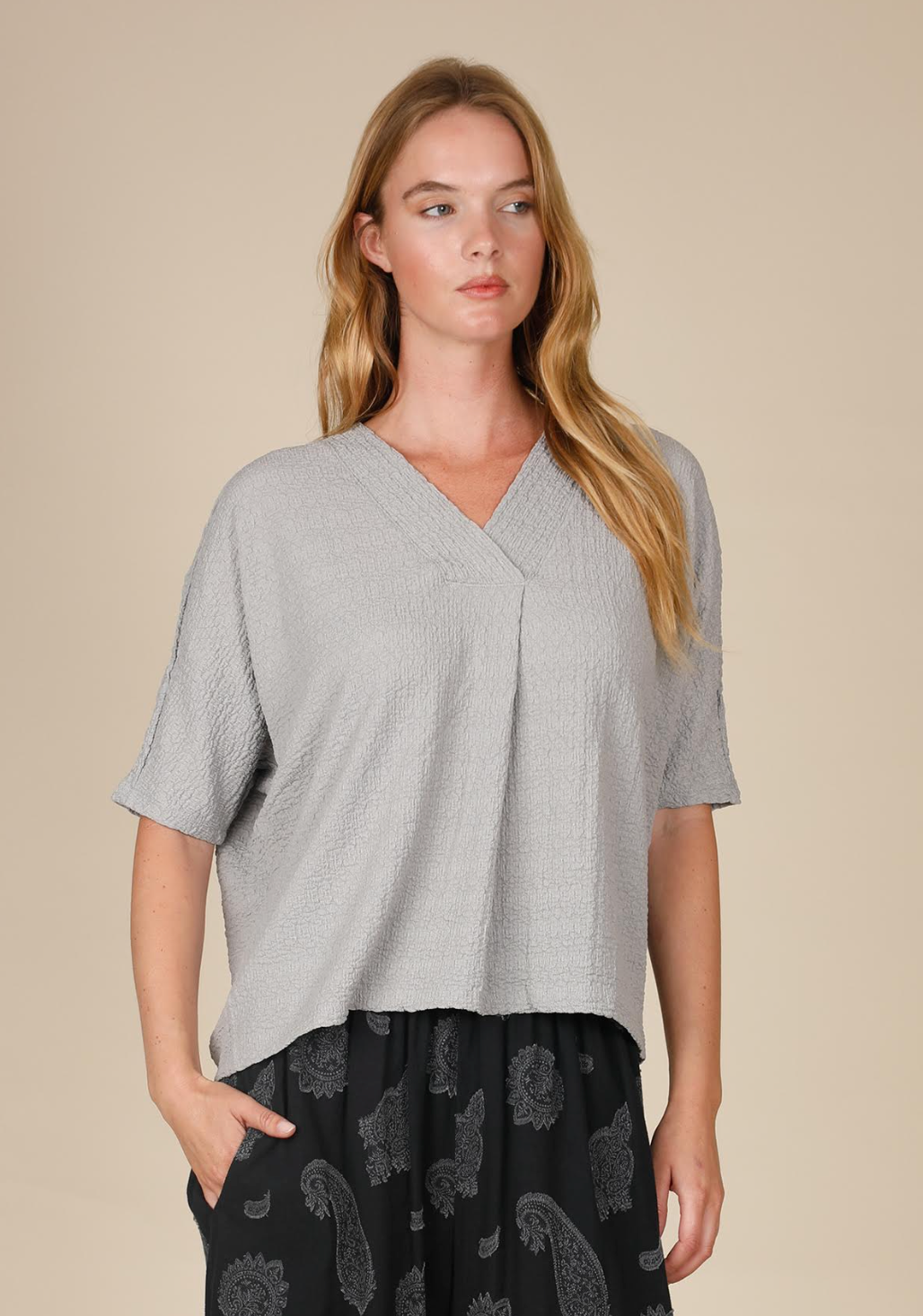 INOAH "Mint" - Solid Textured V-Neck Top (NOT SILVER)