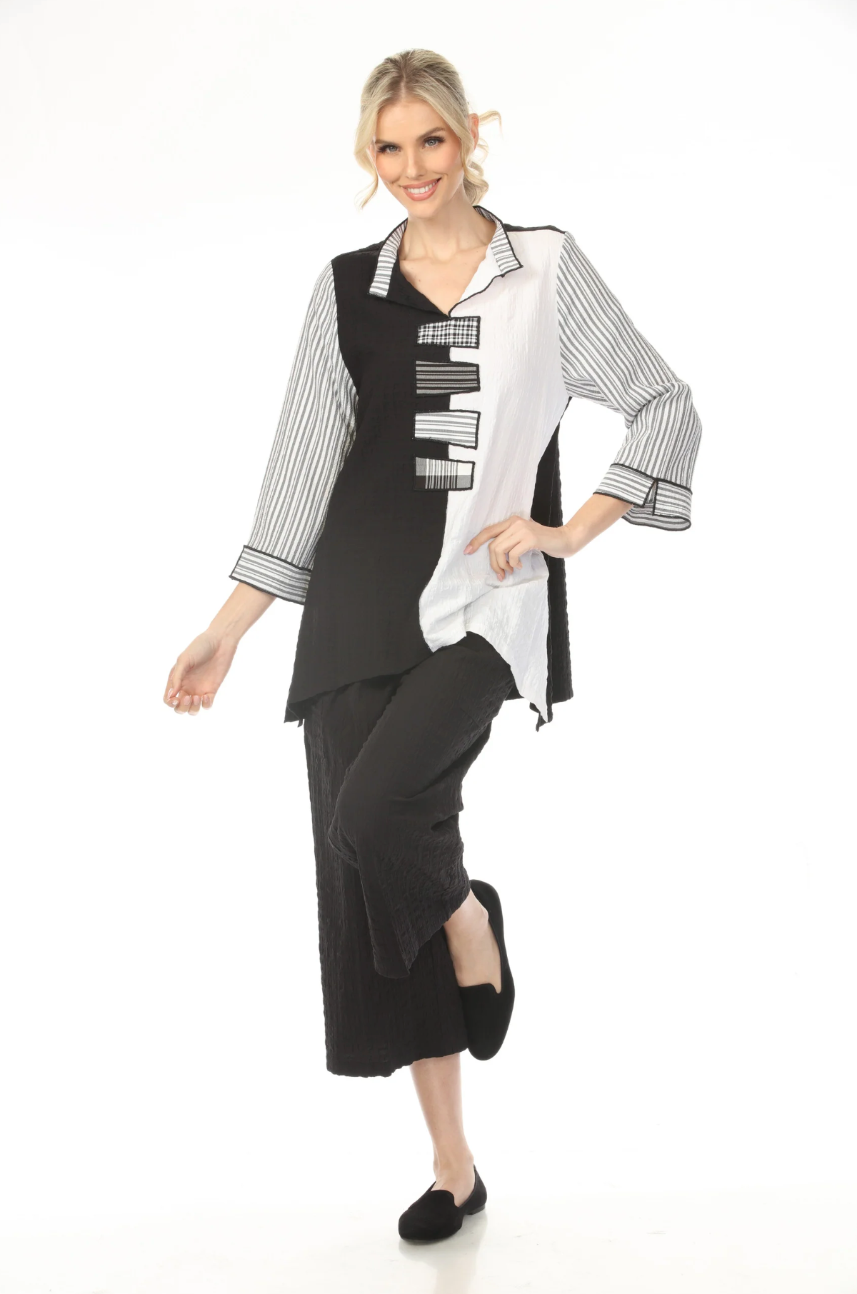 MOONLIGHT Black & White Colorblock Stripe Top - 2318