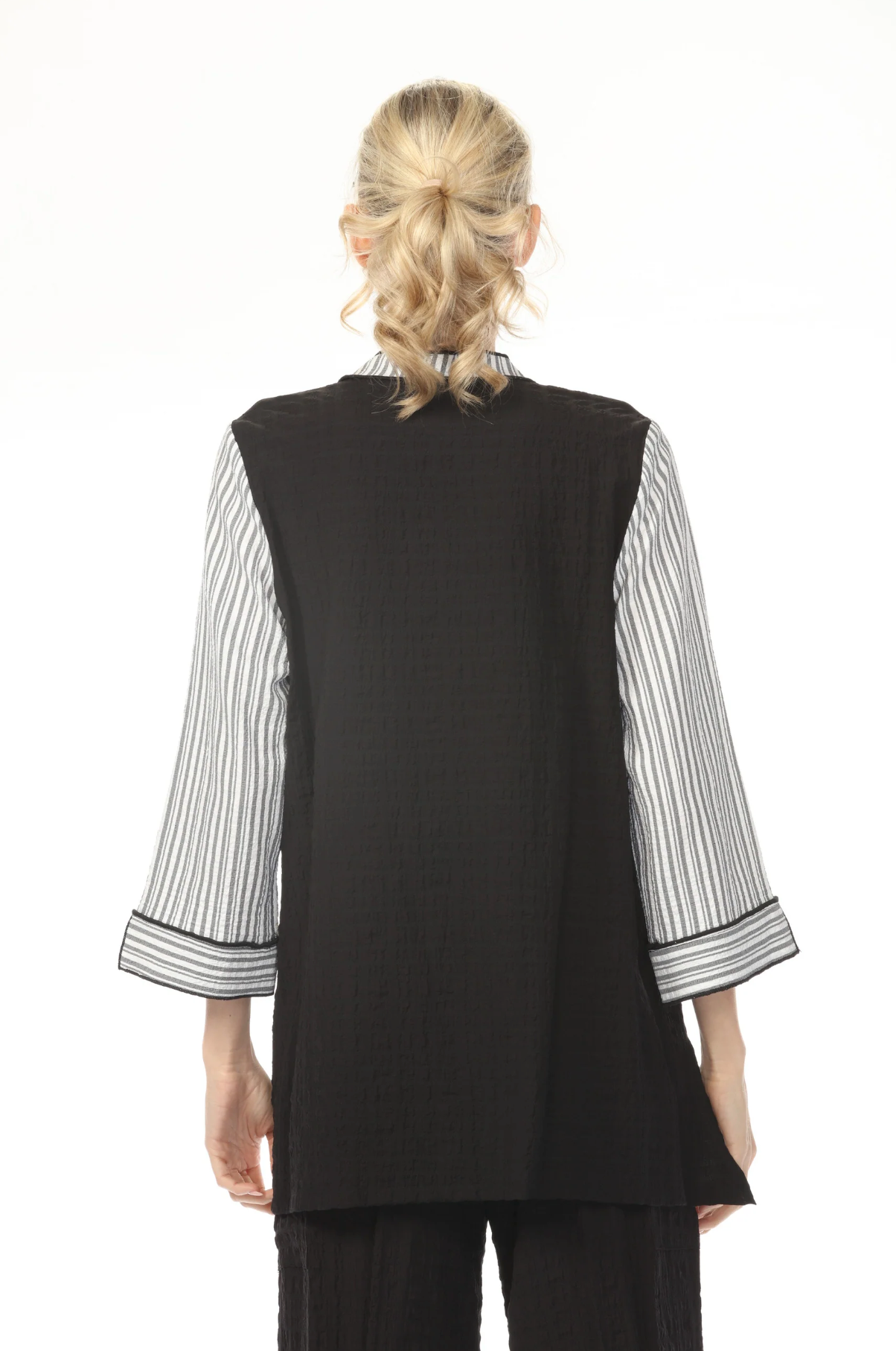 MOONLIGHT Black & White Colorblock Stripe Top - 2318