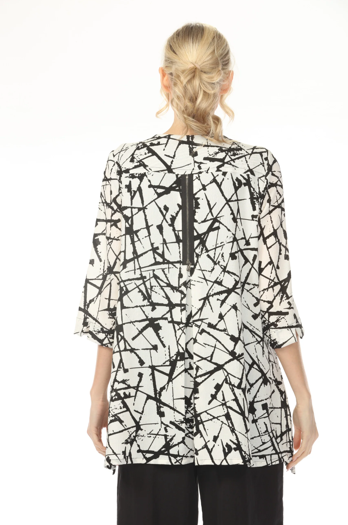 MOONLIGHT One Button Closure Black & White Long Mixed Media Top - WJ2018