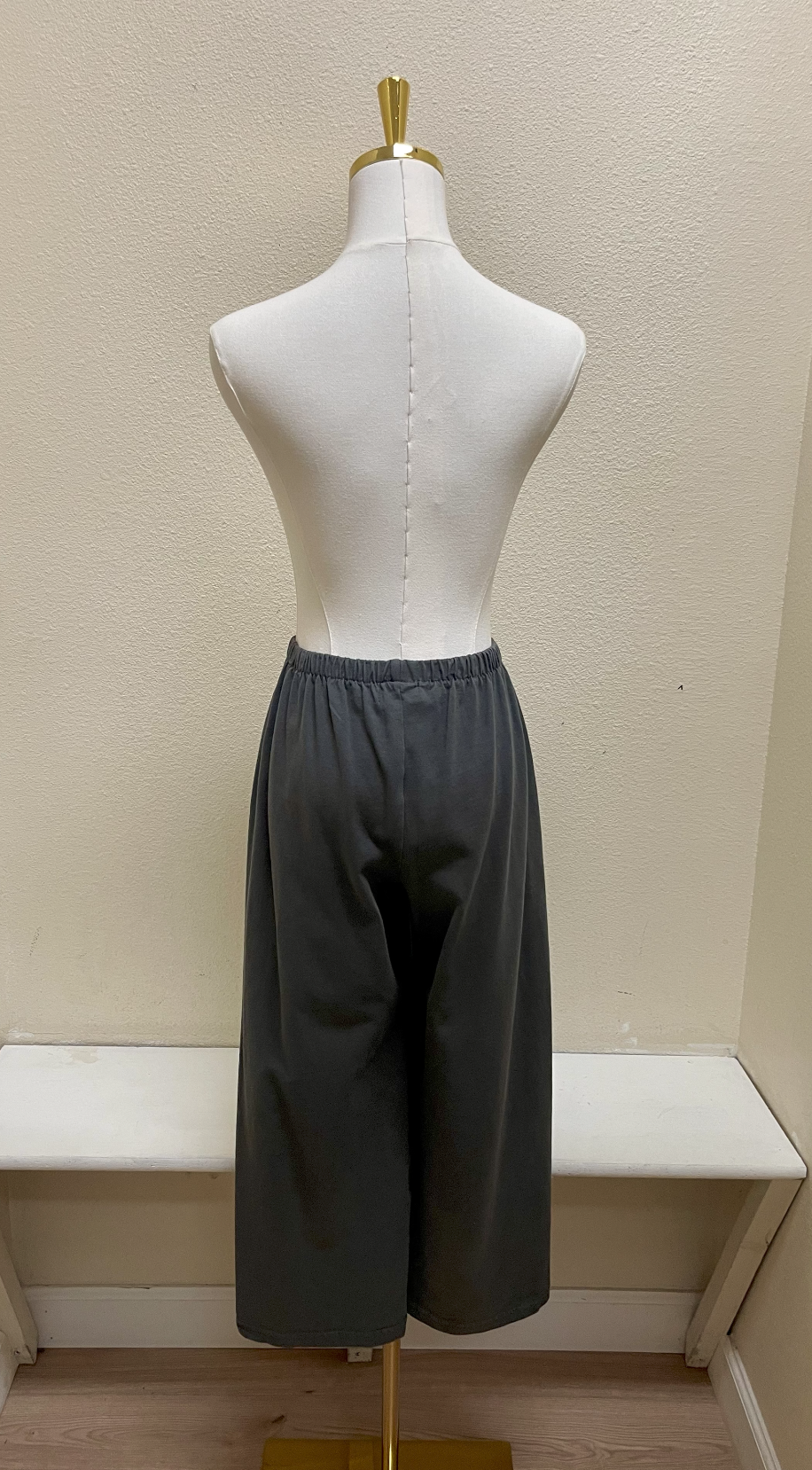 Fenini Multi Pocket Crop Pants - C46868 - DUS