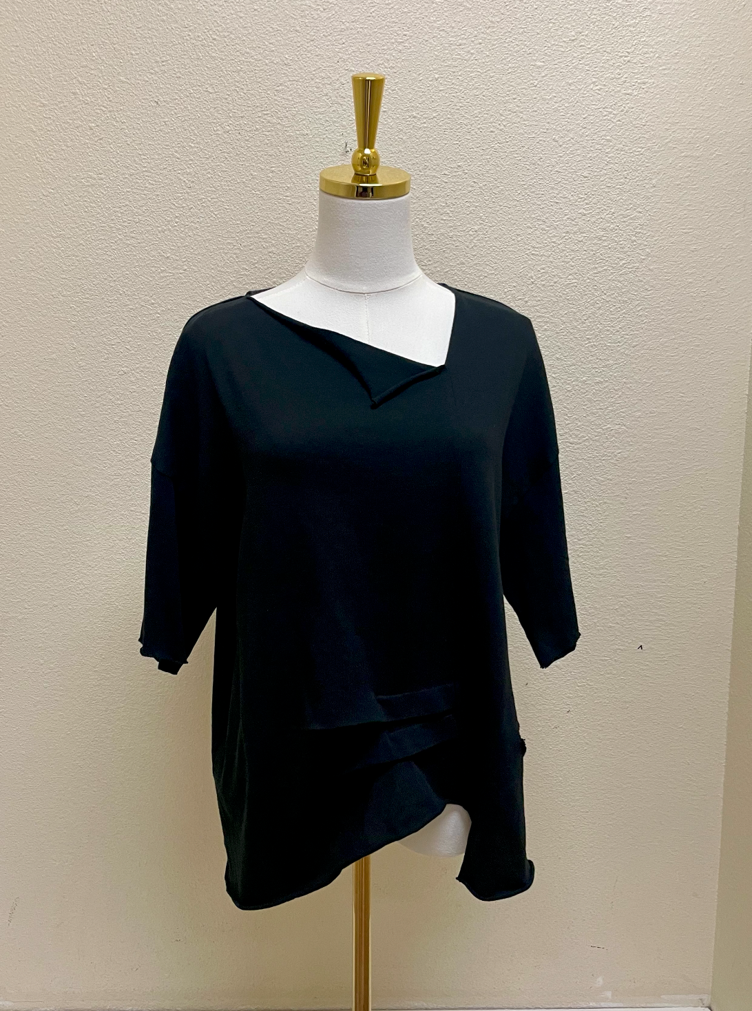 Fenini Pleat Top - C46862 - BLACK