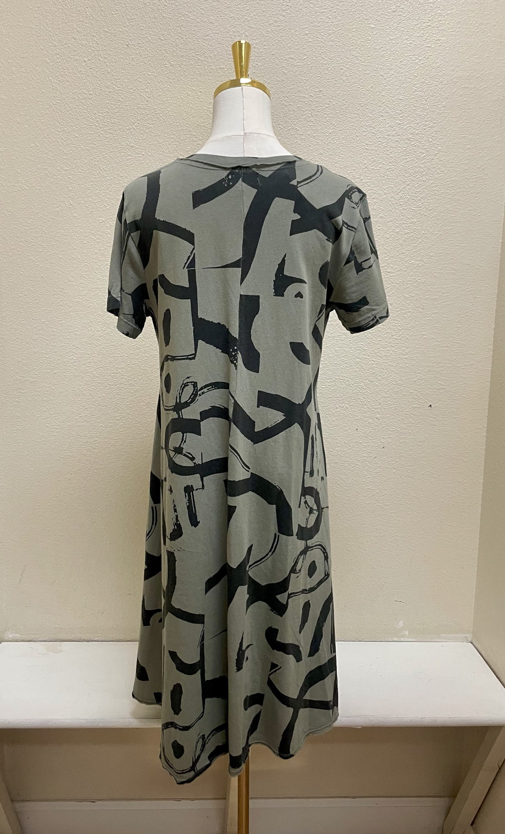 Fenini V-Neck Dress - C46877 - MOSS