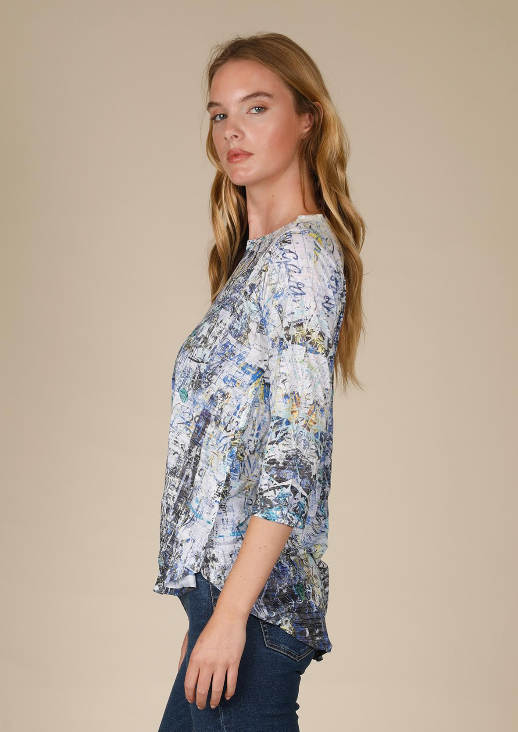 INOAH "Urban Glyphs" - Top