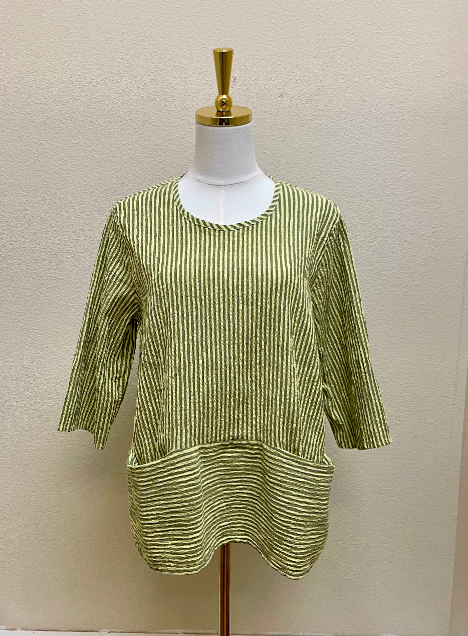 CUT LOOSE Grey Stripe Crinkle Pocket Pullover - 0647943