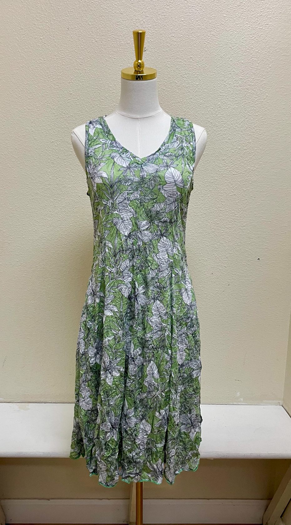 Shana Crinkle V Neck Two Pocket Dress - 26024 - GREEN