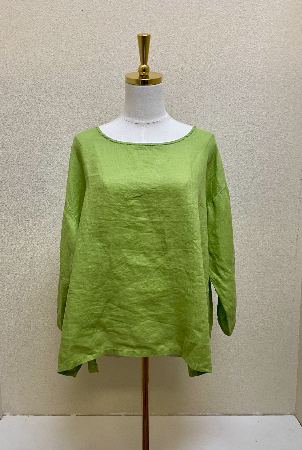 CUT LOOSE Hanky Linen Tulip Sleeve Top - 4206329