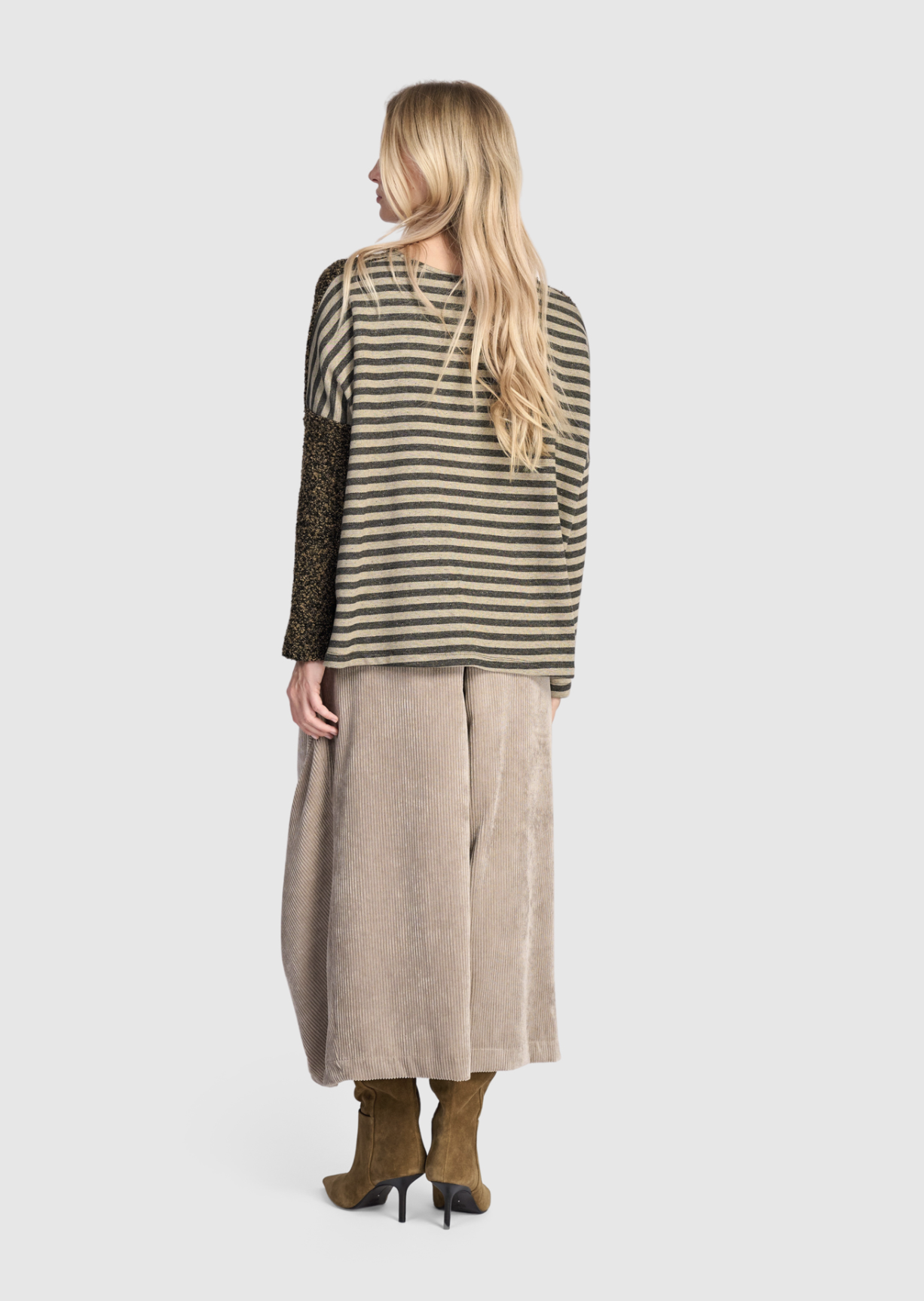 ALEMBIKA Corduroy Pants - AP700S - SAND