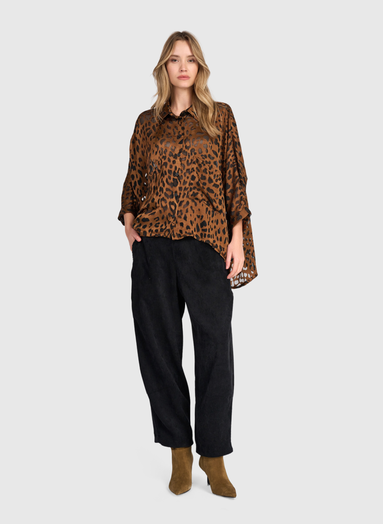 ALEMBIKA Corduroy Pants - AP702B - BLACK