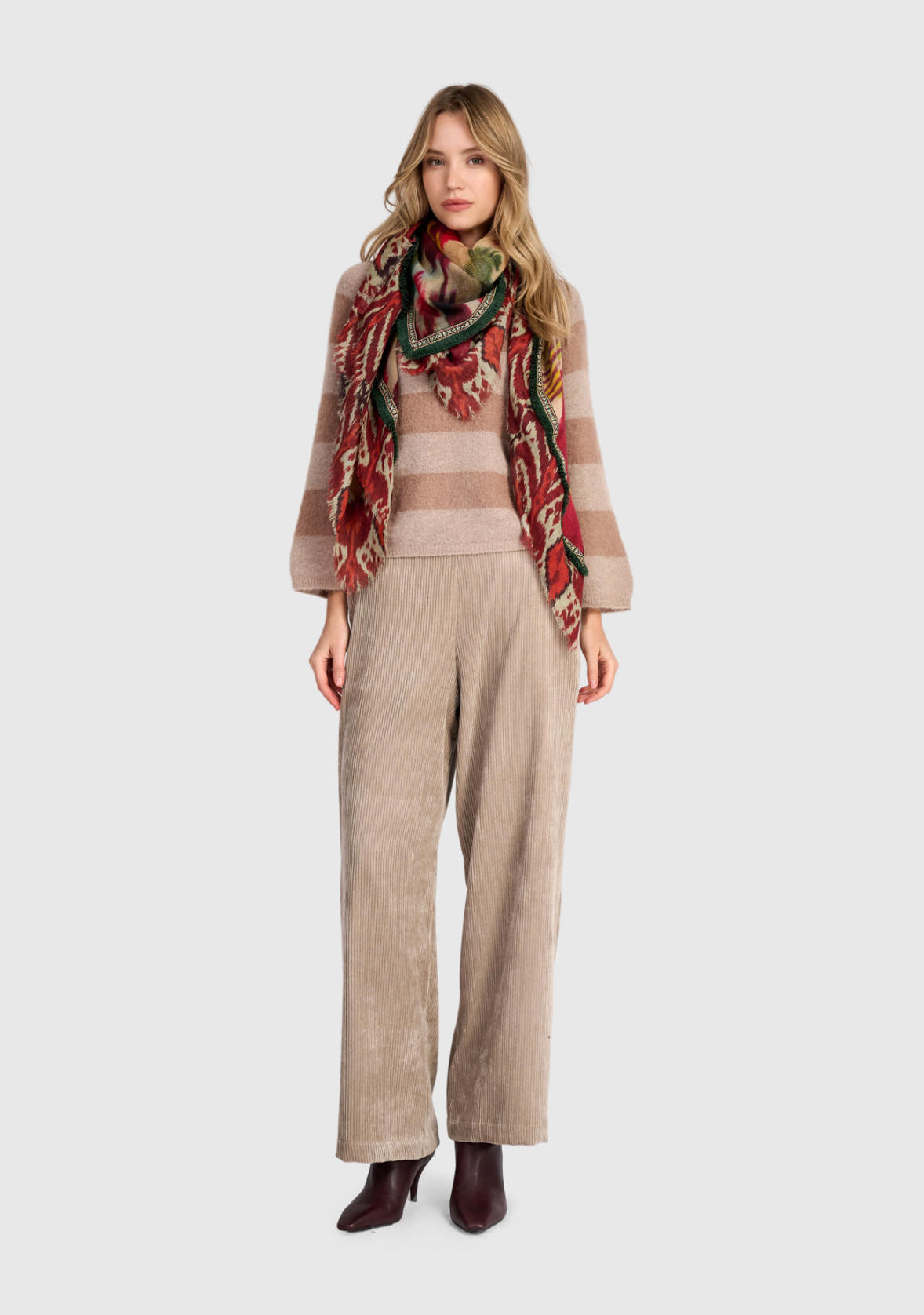 ALEMBIKA Knit Sweater - AS949L - LATTE