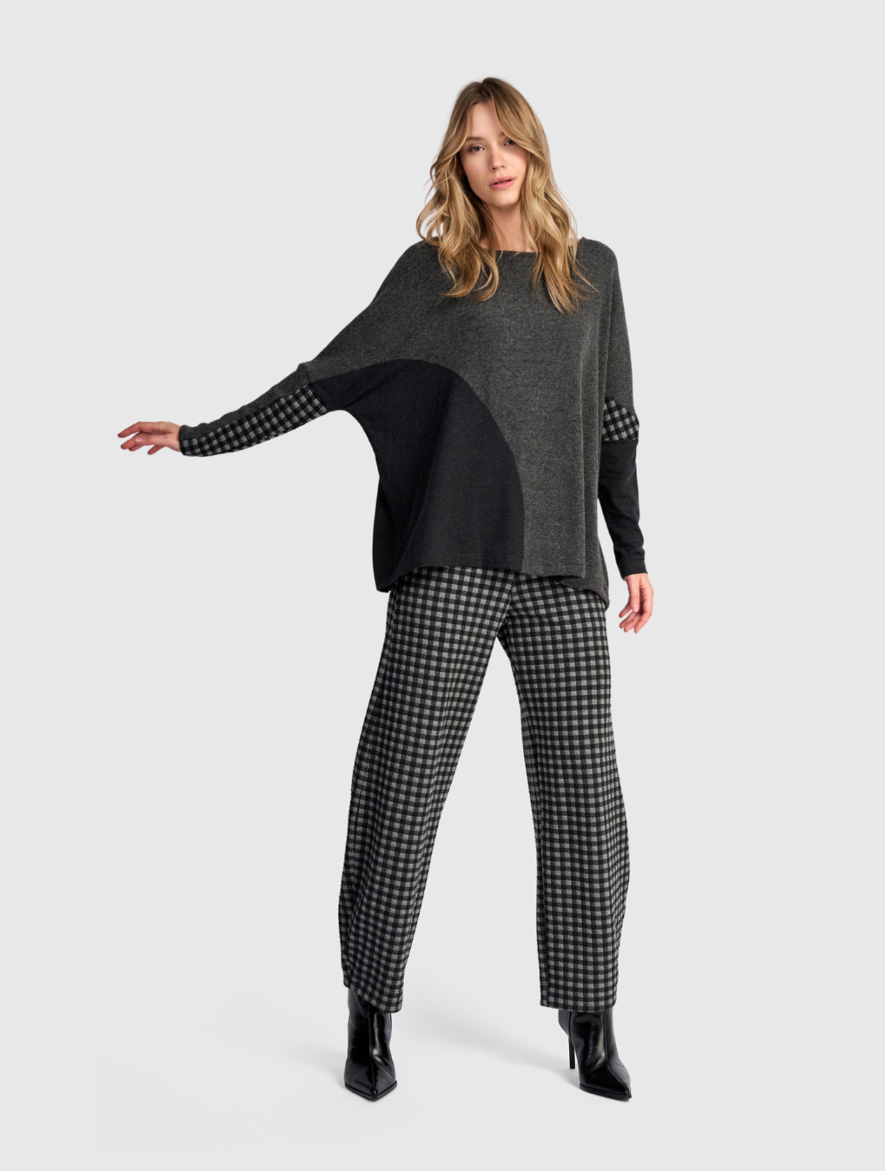 ALEMBIKA Poly-Knit Top - AT837G - GREY