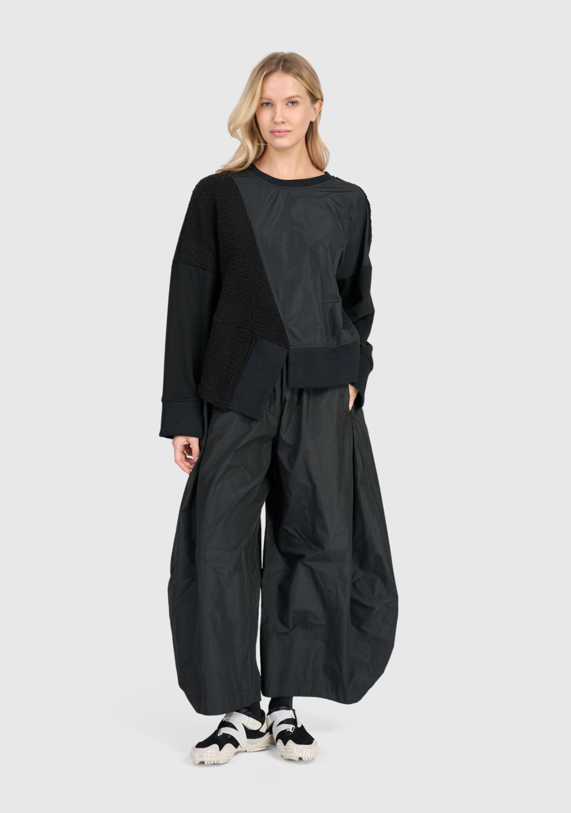 ALEMBIKA Taffeta-Boucle Top - UT246B - BLACK
