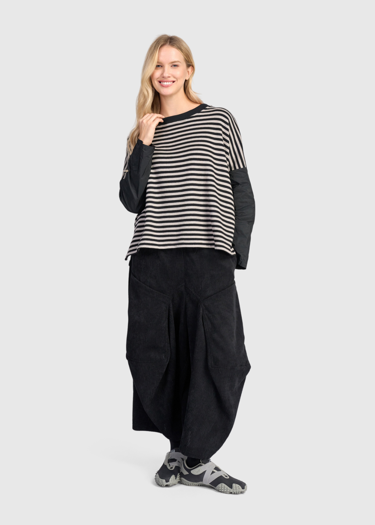 ALEMBIKA Poly-Jersey Top - UT248S - STRIPES