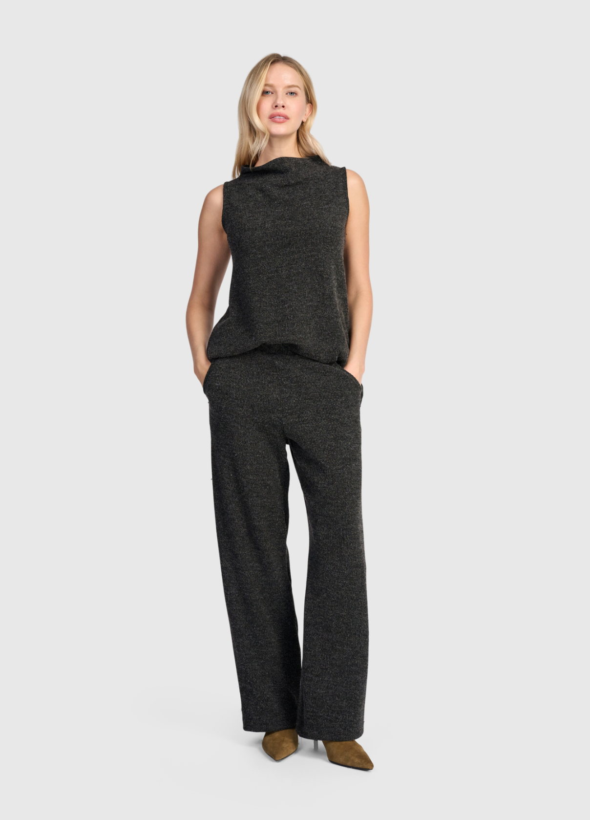 ALEMBIKA Poly-Jersey Top - UT262S - SHADOW
