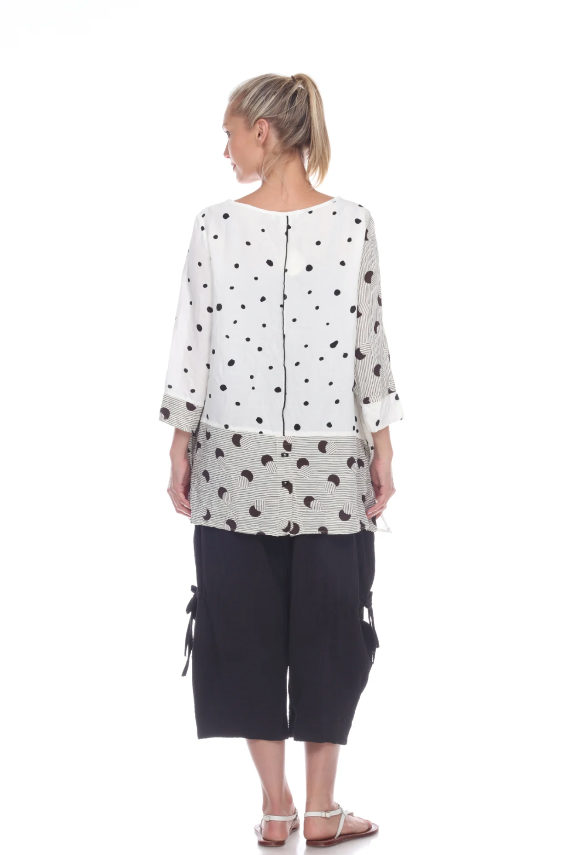 MOONLIGHT White & Gray Dot Pocket Patch Crinkle White Top - 2995