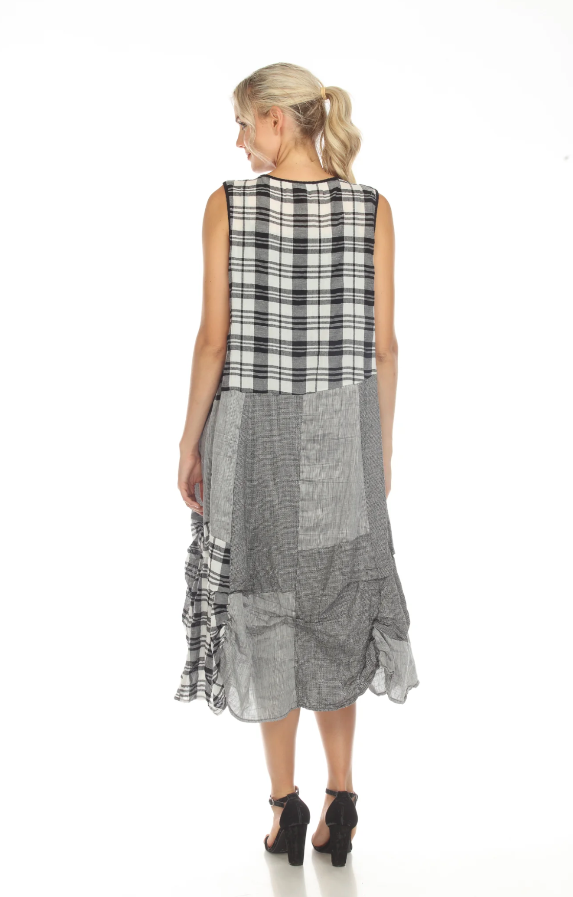 MOONLIGHT Gray, Black & White Checkered Sleeveless Dress - D3760