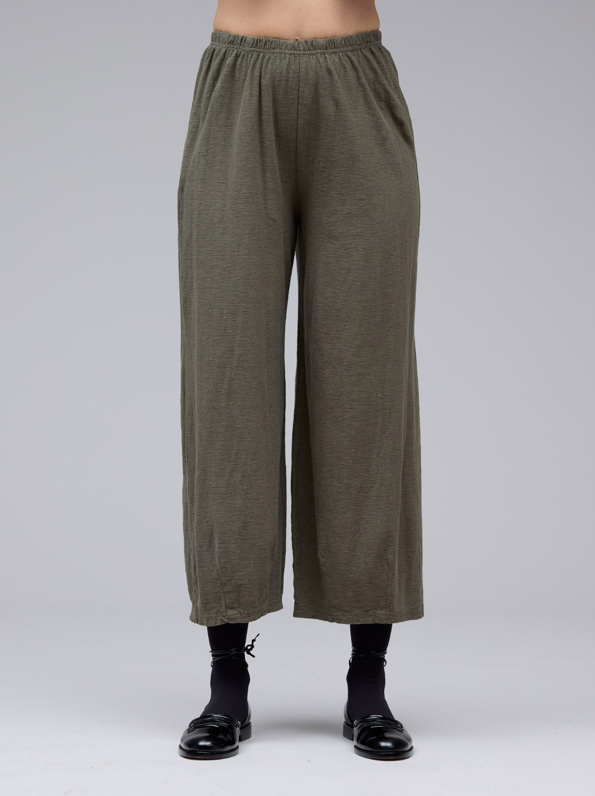 CUT LOOSE Linen Cotton Jersey Cropped Pants with Darts - 5012088