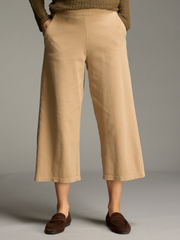 CUT LOOSE Ponti Crop Leg Pant - 0602538