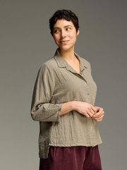 CUT LOOSE Fall Parachute Hi-Low Crop Shirt - 6386644