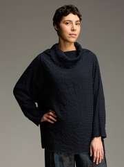 CUT LOOSE B/W Crinkle Plaid One-Size Cowl - 6826824