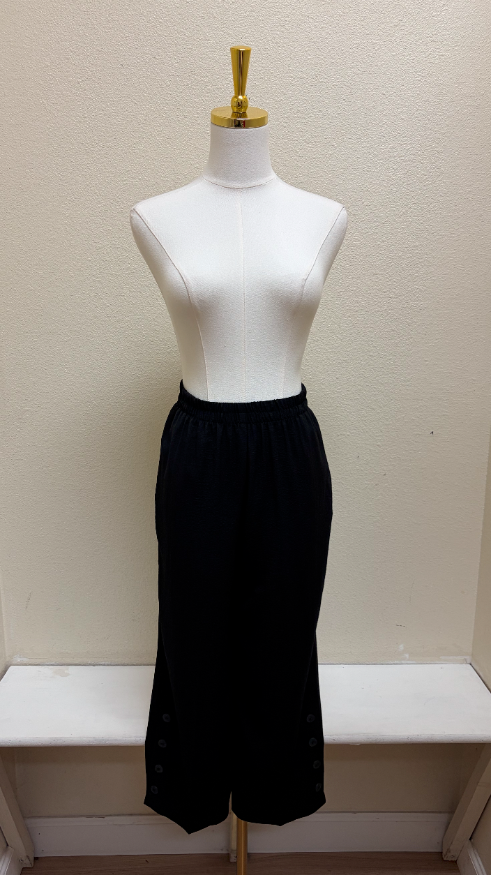 MOONLIGHT Black Crop Comfortable Pant - P8884 NP - BLACK