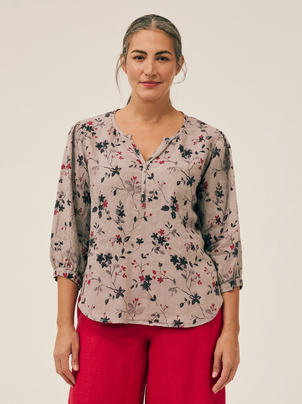 CUT LOOSE Spring Bloom 3/4 Sleeve Henley Top - 4096892