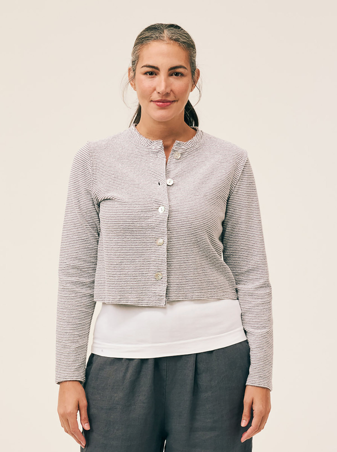 CUT LOOSE Grey Stripe Doublecloth Crop Asym Cardigan - 2338922