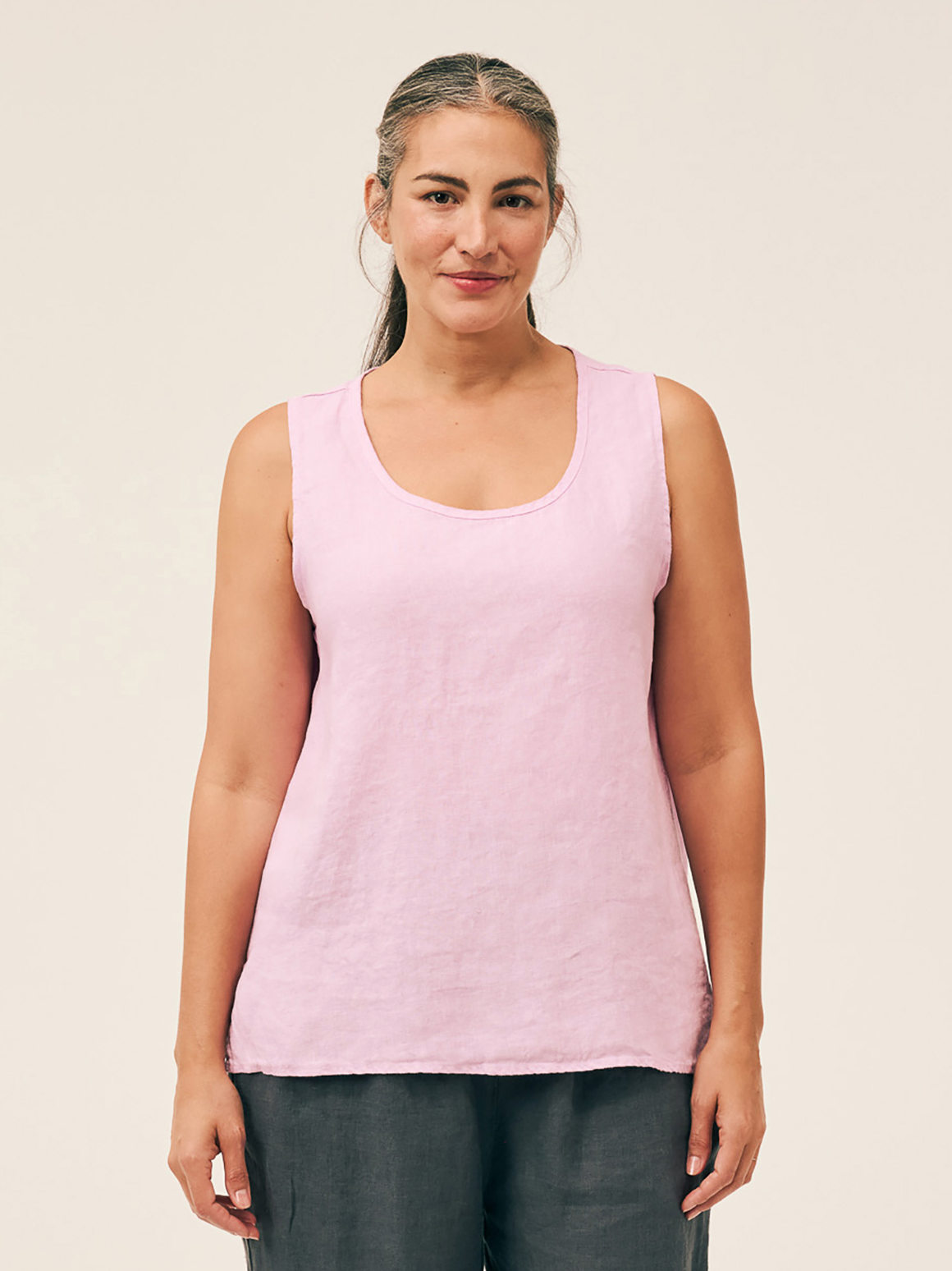 CUT LOOSE Solid Linen Easy Scoop Tank - 4405284