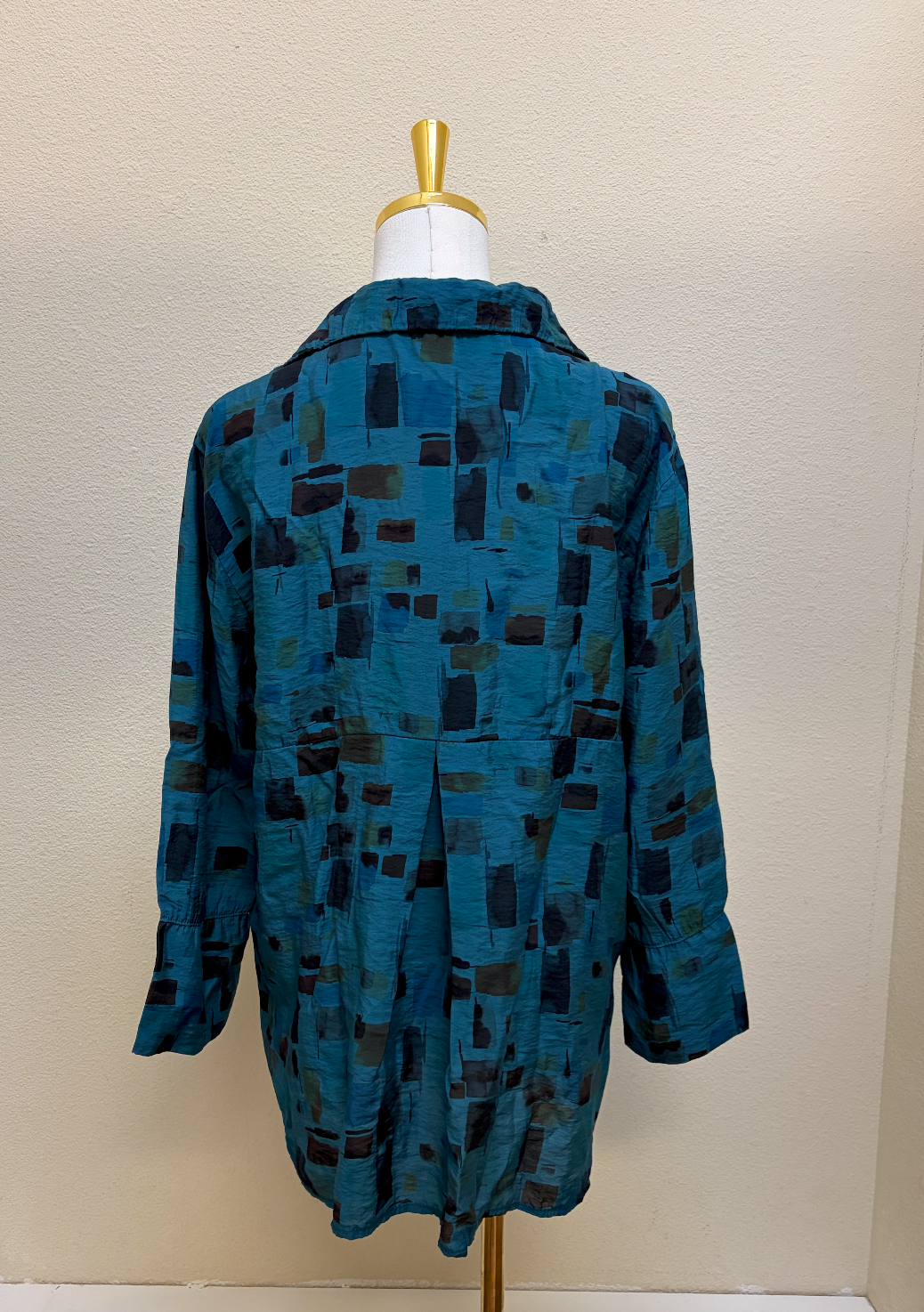 CUT LOOSE Sea Glass Crop Easy Shirt - 6236986