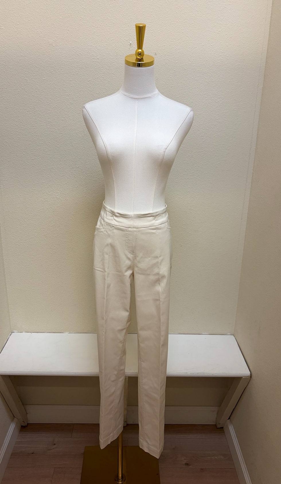 Slimsation Pull-On Ankle Pant w/ Real Front & Back Pockets M30719PM - WINWHT