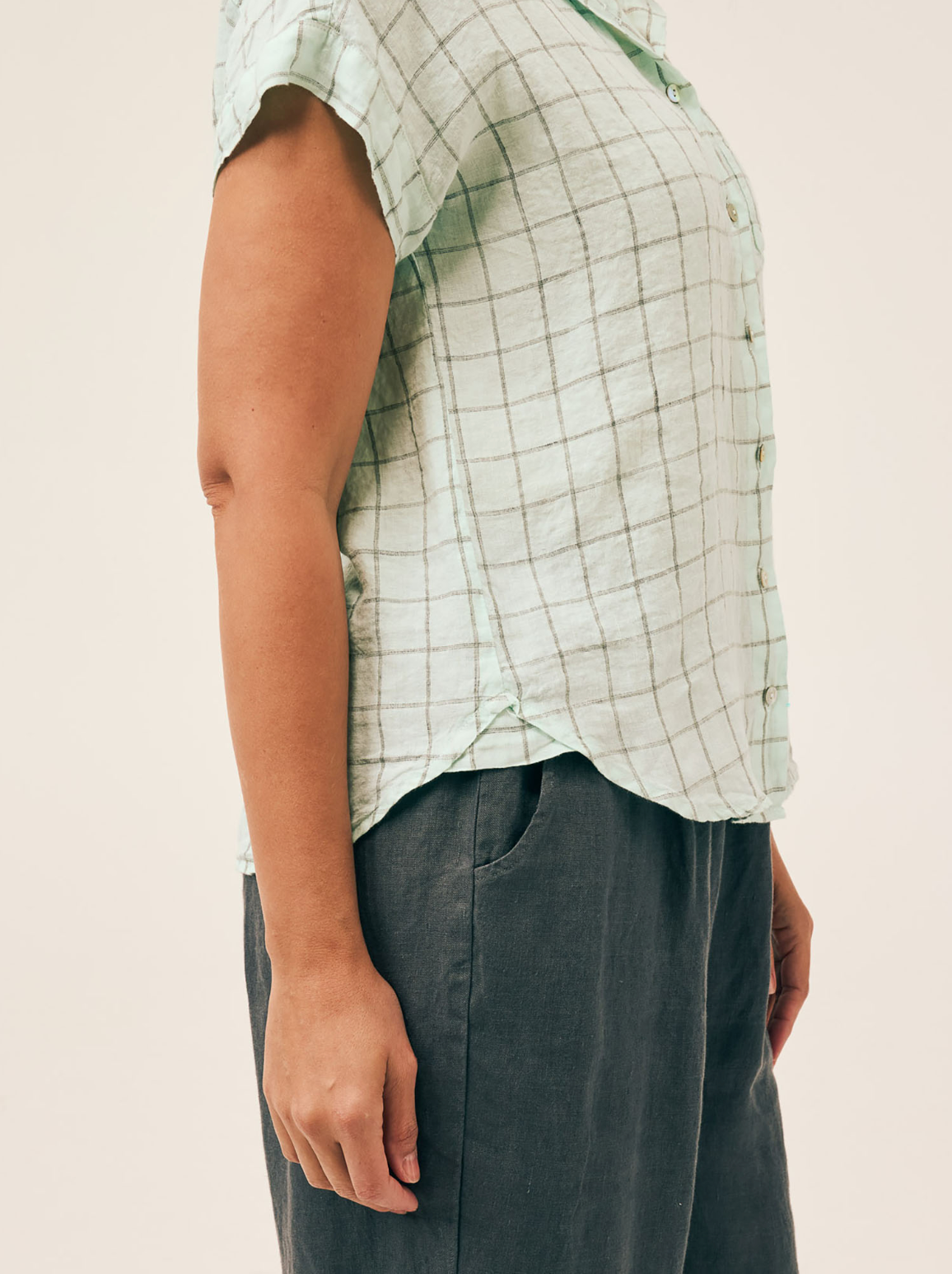 CUT LOOSE Windowpane Linen Short Sleeve Pocket Shirt - 4116731