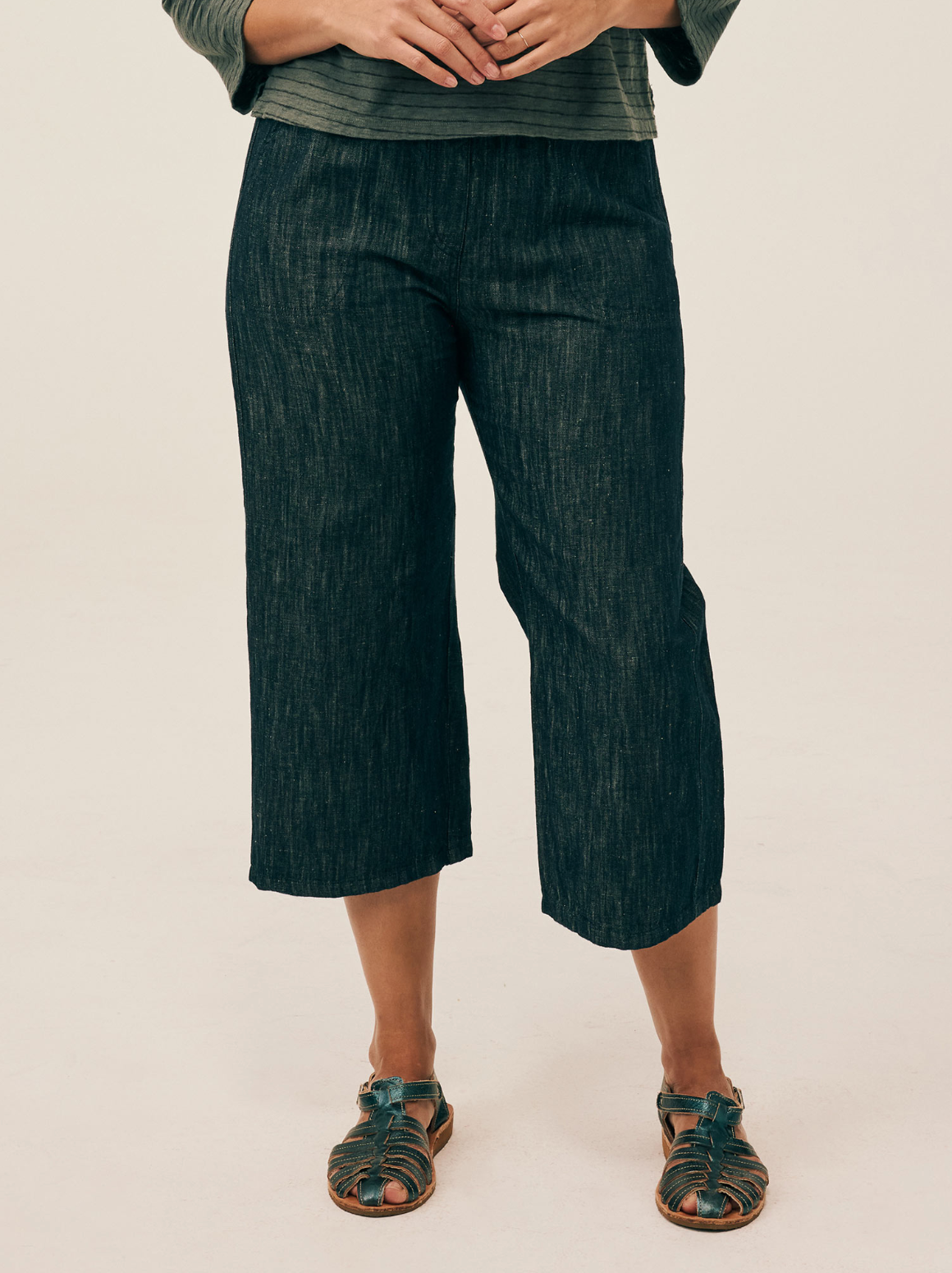 CUT LOOSE Flax Denim Easy Crop Pant - 0452349