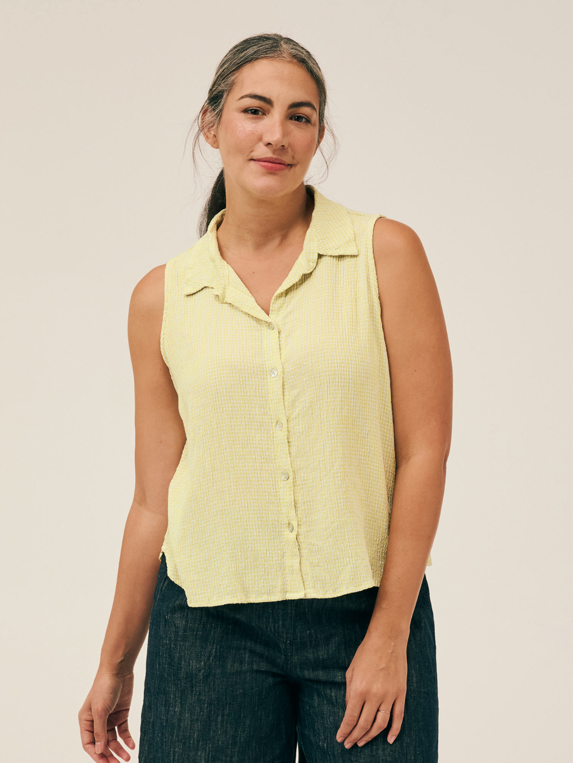 CUT LOOSE Crinkle Check Sleeveless Shirt - 6125645