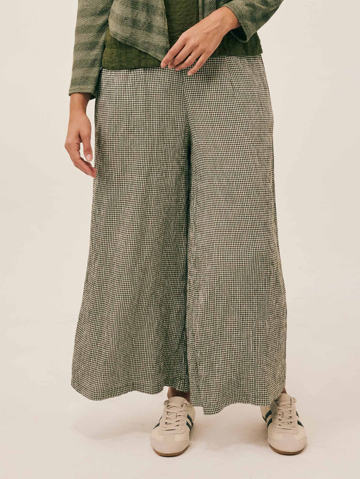 CUT LOOSE Crinkle Check Wide Ankle Pant with Pockets - 6122977