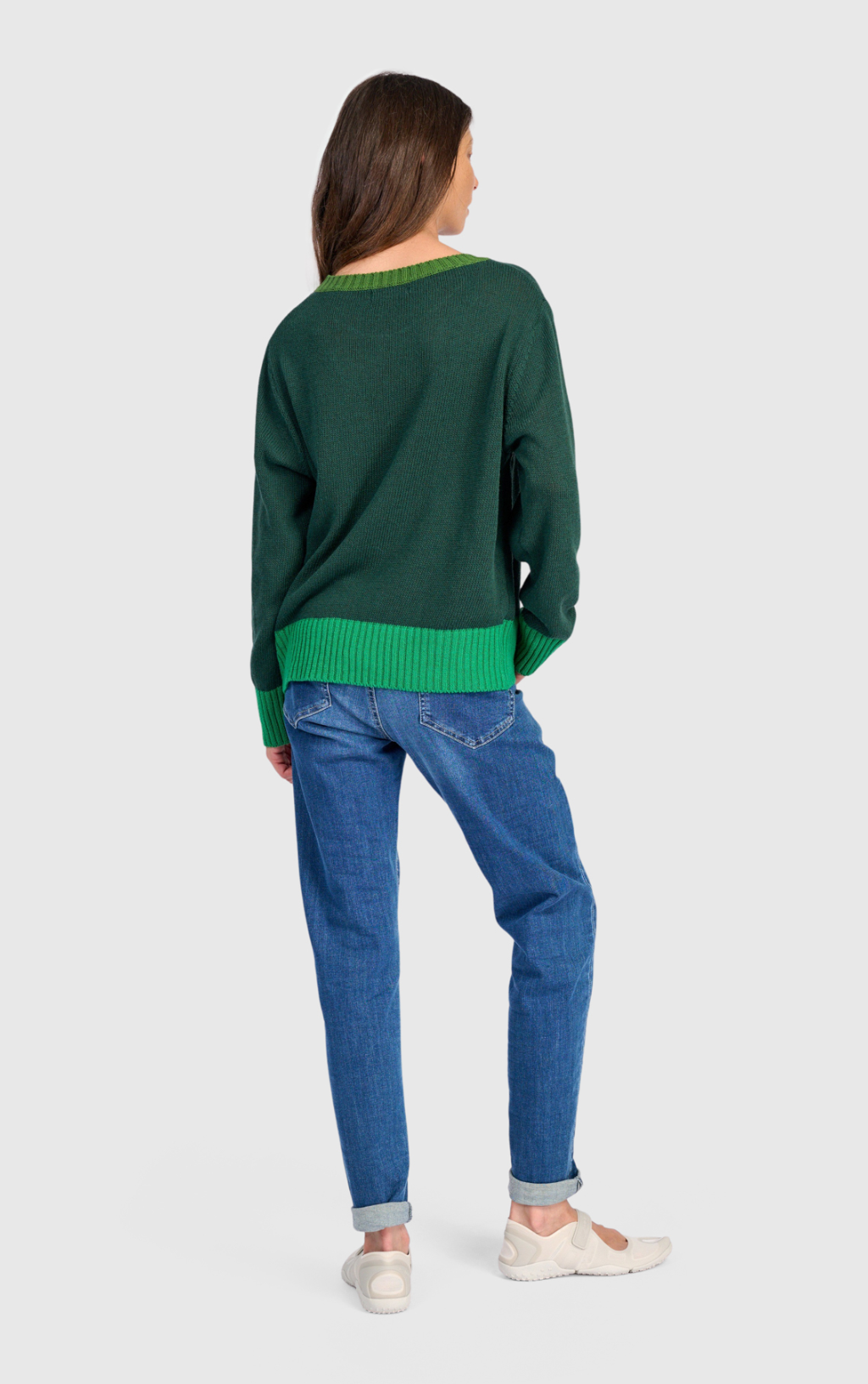 ALEMBIKA Patch Pocket Sweater - AS54G - GREEN