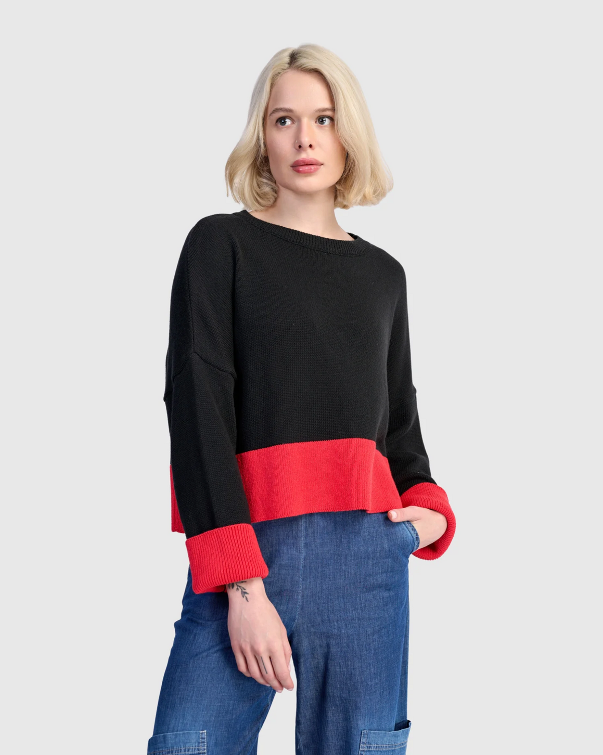 ALEMBIKA Vista Block Sweater - AS940R - RED