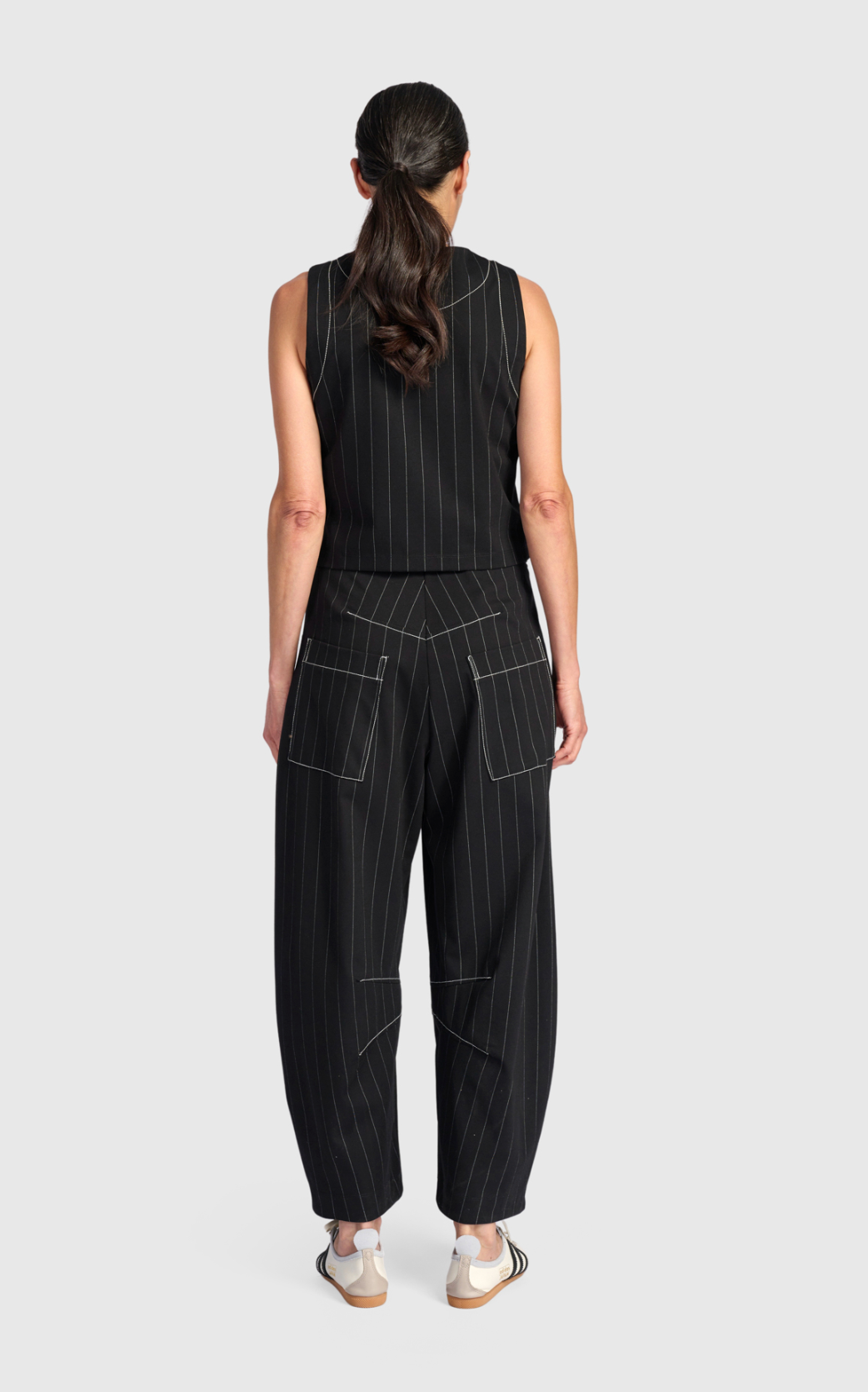 ALEMBIKA Jersey Vest - UJ335P - PINSTRIPES