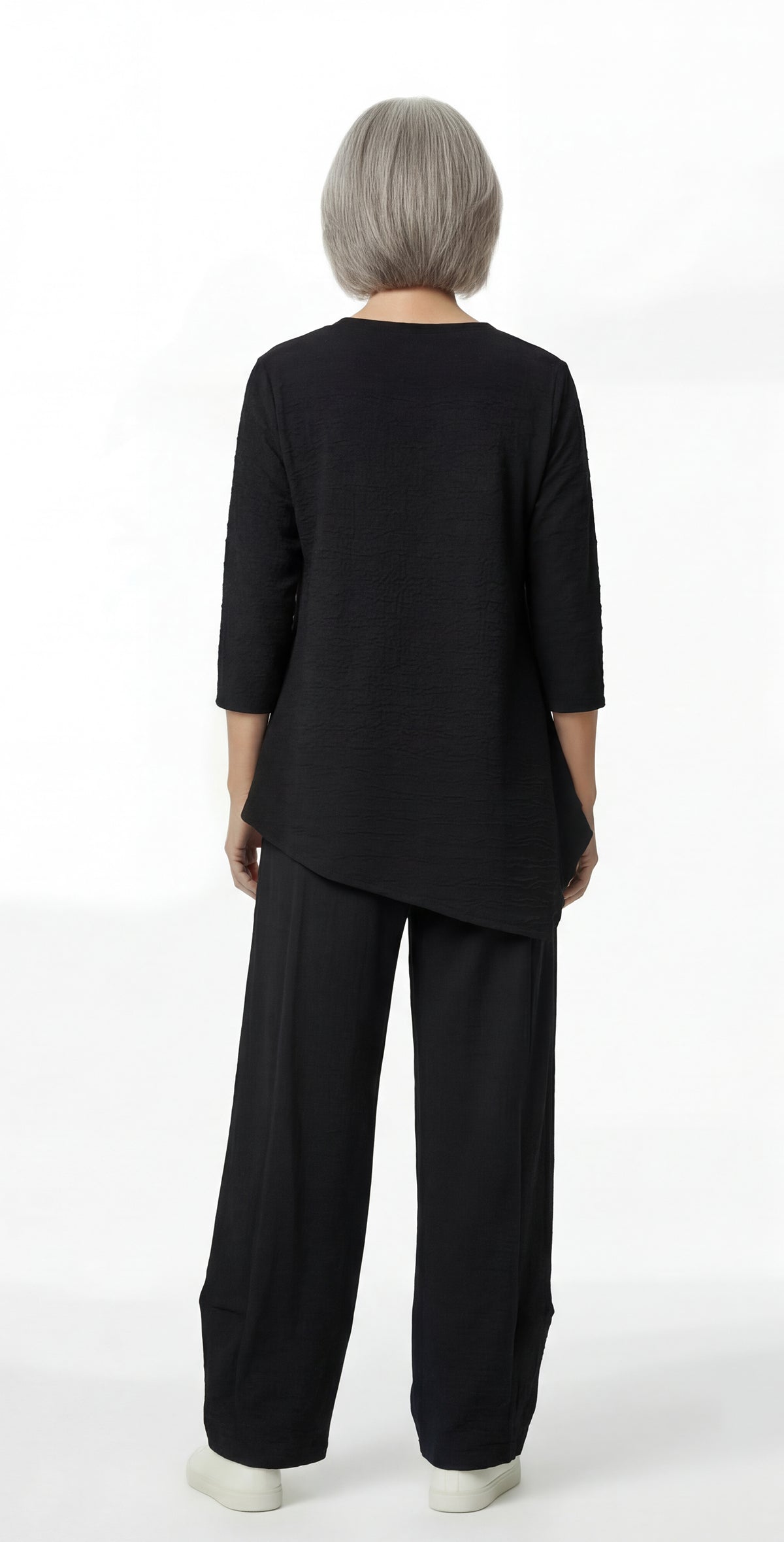 INOAH "Black"- Top