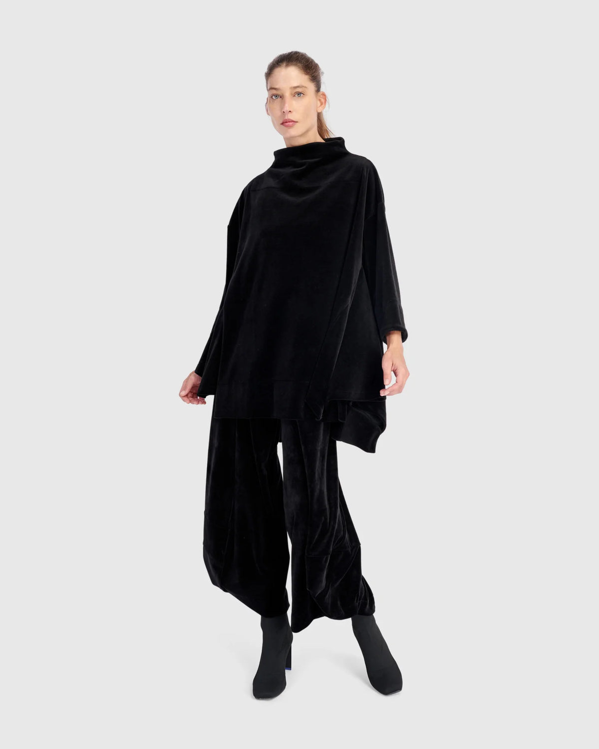 ALEMBIKA Everyday Velvet Trapeze Top - AT704B - BLACK