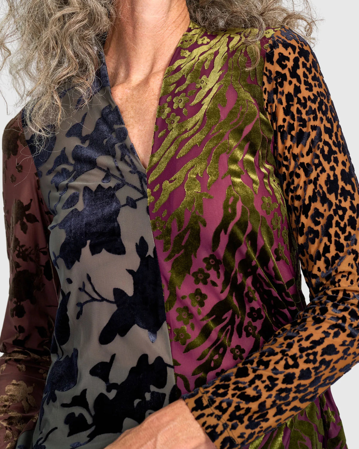 ALEMBIKA Dolcezza V-Neck Top - AT803R- JEWEL MULTI