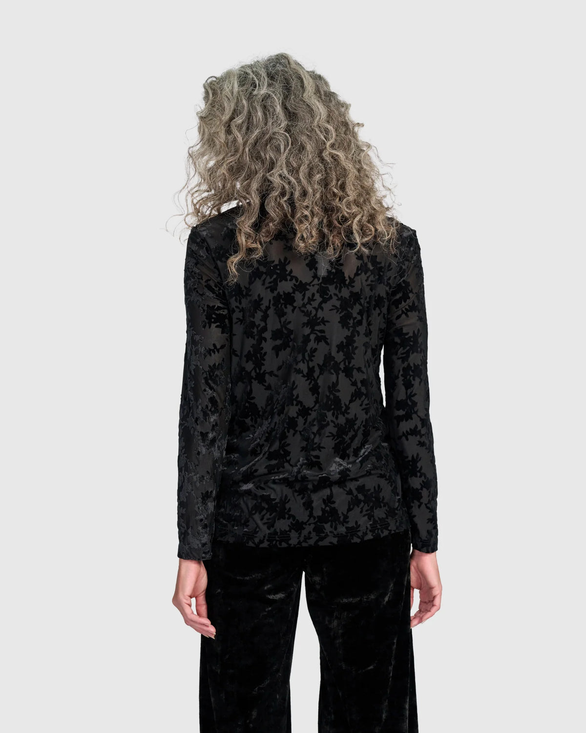 ALEMBIKA Drawing Room Turtleneck Top - AT807N - BLACK FLORA