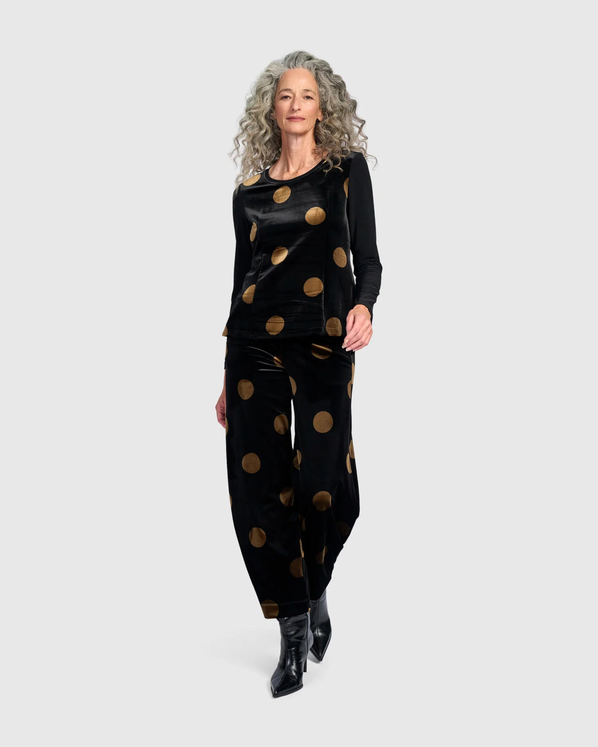 ALEMBIKA Everyday Velvet Shaped Top - AT829E - BLACK/GOLD DOT