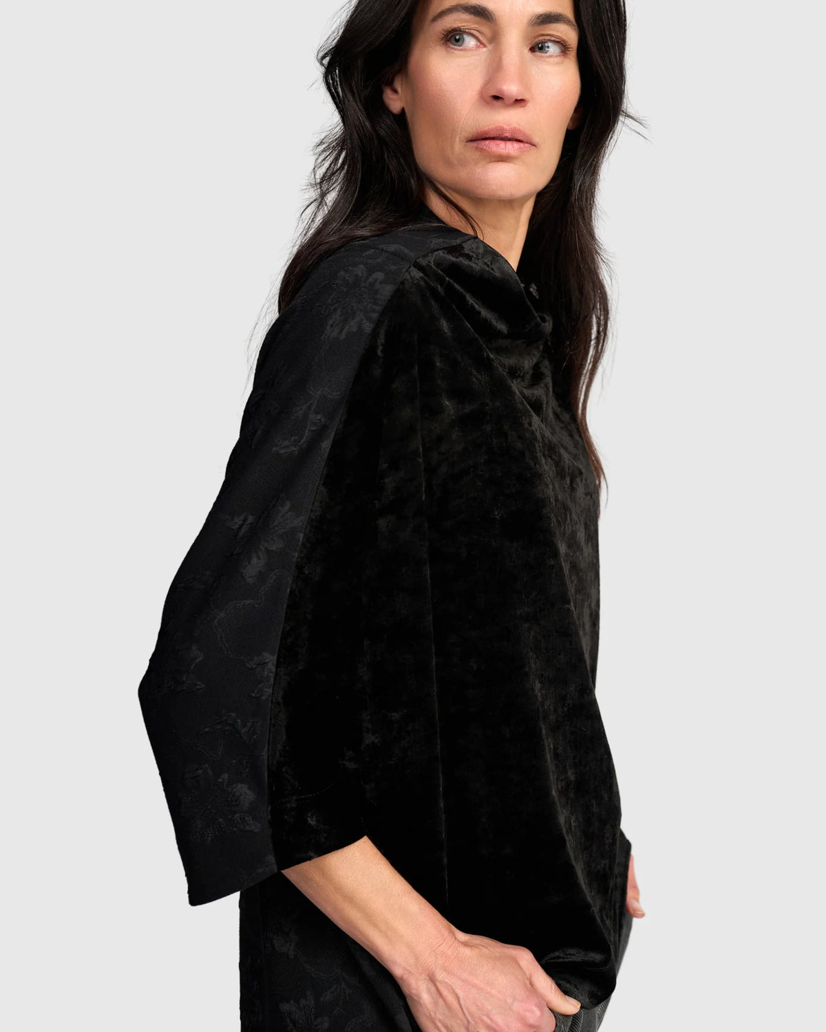 ALEMBIKA Aster Funnel Pullover Top - AT831D - BLACK FLORAL